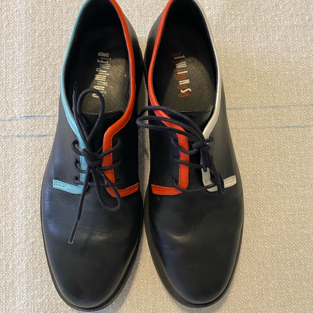 Camper Twins Black and Red Oxfords with Modern Design